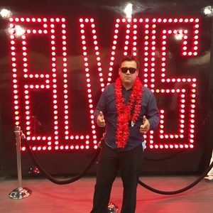 Meet your Posher, Joshua